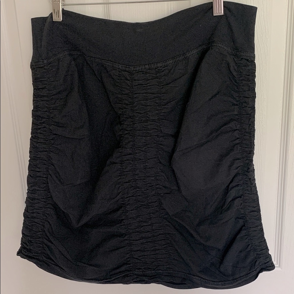 XCVI Wearables The Trace ruched stretchy black skirt size L/ XL